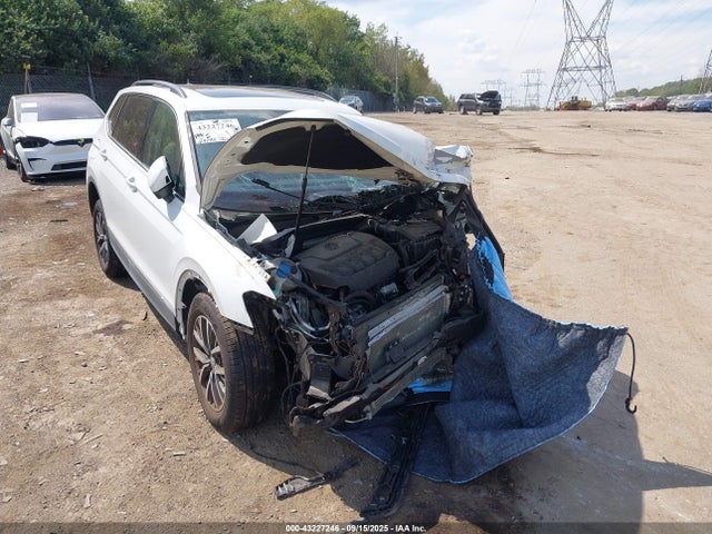 Volkswagen Tiguan 2020 3VV2B7AX8LM043690 Image 6
