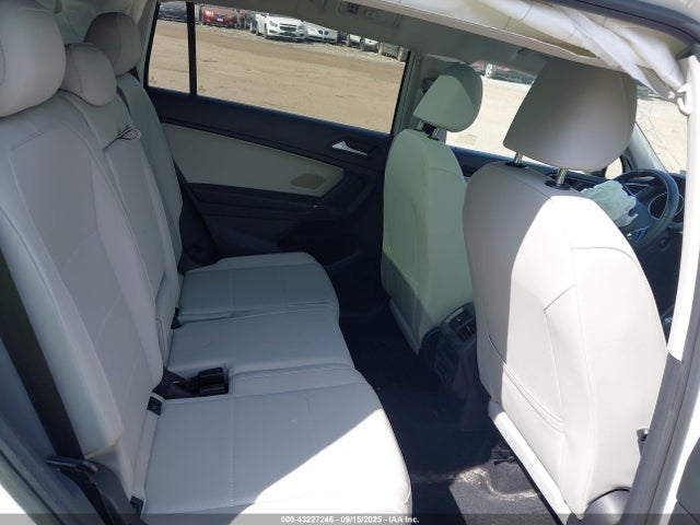 Volkswagen Tiguan 2020 3VV2B7AX8LM043690 Image 8