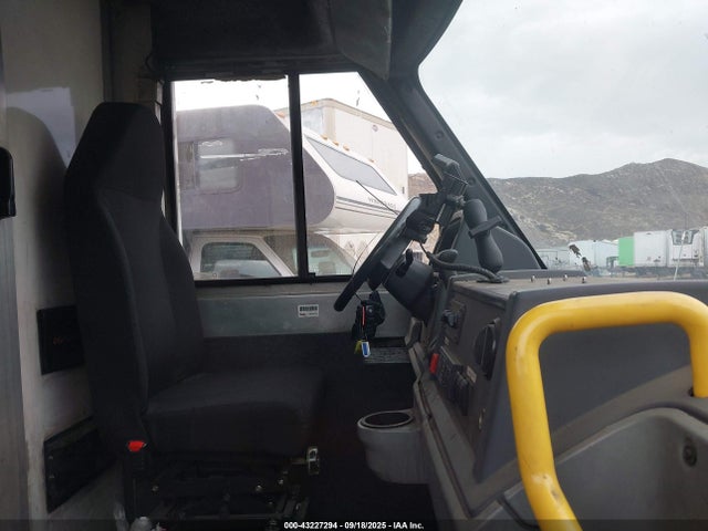 JALB4T175G7W01141 Isuzu Iz3 - 4jj1-tc