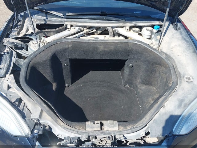 2014 TESLA MODEL S 5YJSA1H14EFP35775 Photo 9