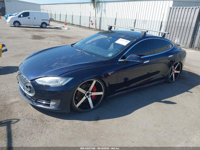 2014 TESLA MODEL S 5YJSA1H14EFP35775 Photo 1