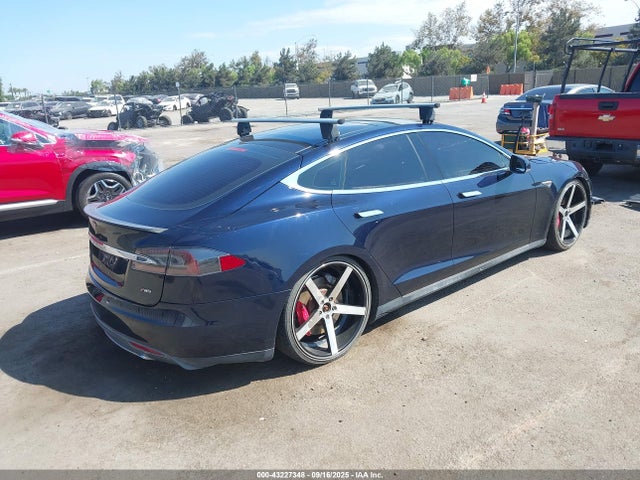 2014 TESLA MODEL S 5YJSA1H14EFP35775 Photo 3