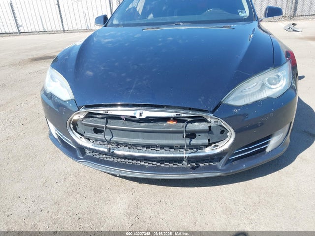 2014 TESLA MODEL S 5YJSA1H14EFP35775 Photo 5
