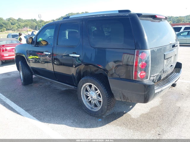 43227371 :رقم المزاد ، 1GKFK63837J271300 vin ، 2007 Gmc Yukon Denali مزاد بيع