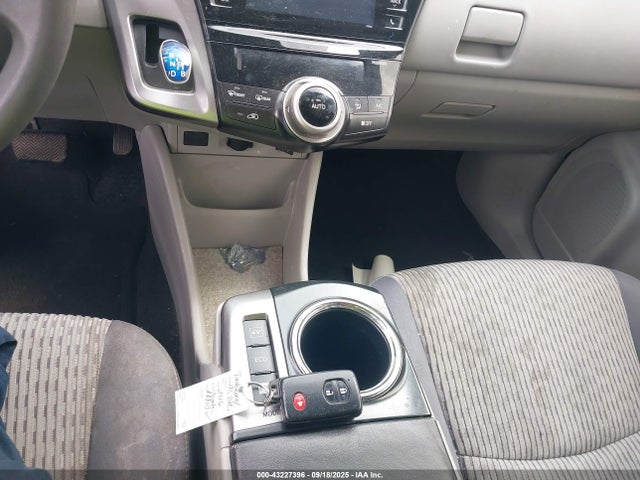 JTDZN3EU5GJ055036 Toyota 2zr-fxe, 5jm