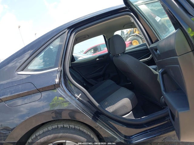 Volkswagen tsi 2024 3VW5M7BU2RM007798 Image 8