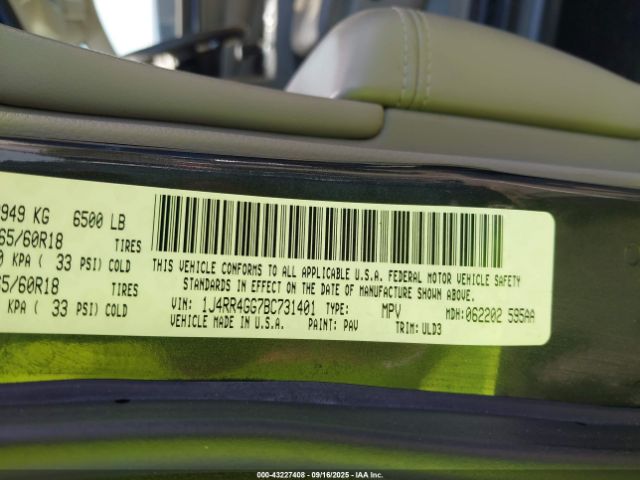 2011 JEEP GRAND CHEROKEE 1J4RR4GG7BC731401 Photo 8