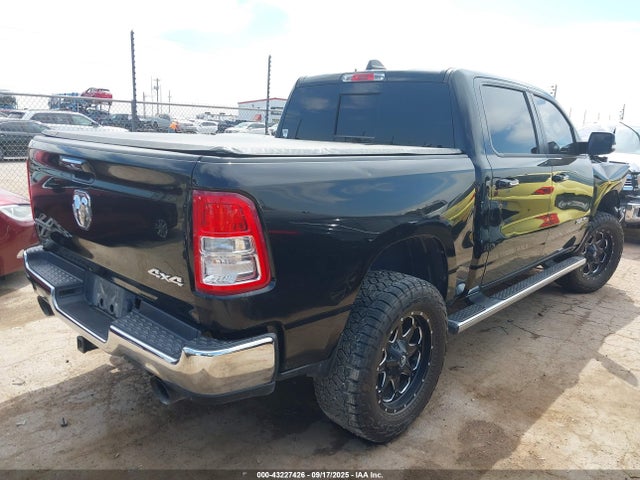 43227426 :رقم المزاد ، 1C6SRFFT2LN195892 vin ، 2020 Ram 1500 Big Horn  4x4 5'7 Box مزاد بيع