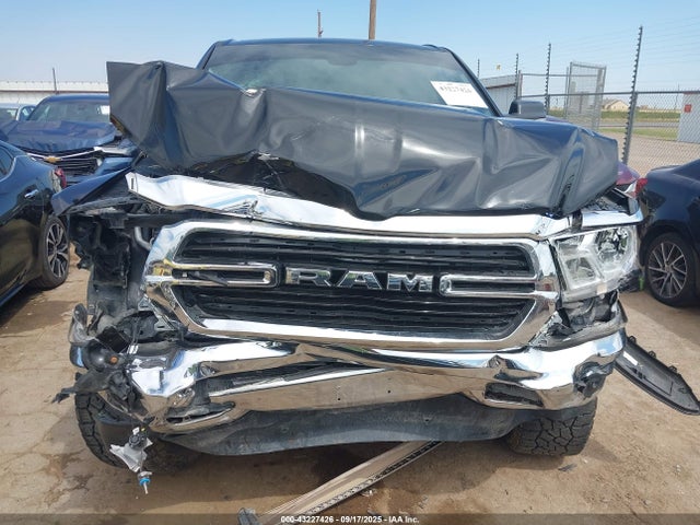 43227426 :رقم المزاد ، 1C6SRFFT2LN195892 vin ، 2020 Ram 1500 Big Horn  4x4 5'7 Box مزاد بيع