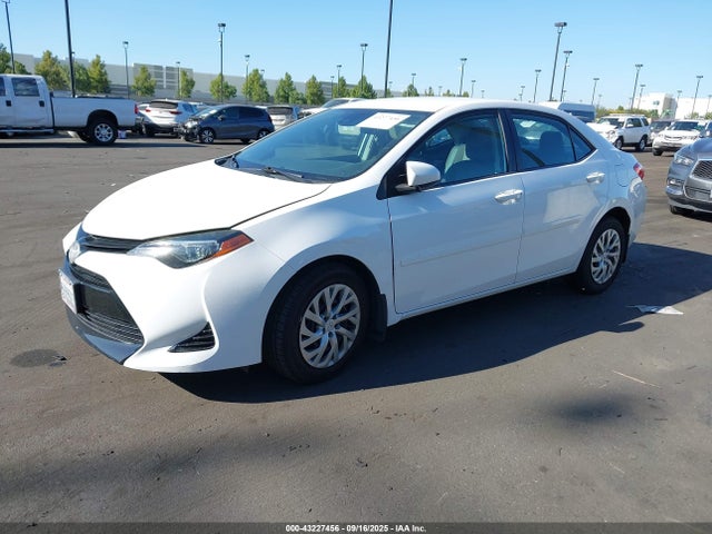 Toyota 2zr-fe 2019 2T1BURHE0KC153701 Image 2