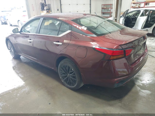 Nissan 2025 2025 1N4BL4DWXSN375315 Image 3