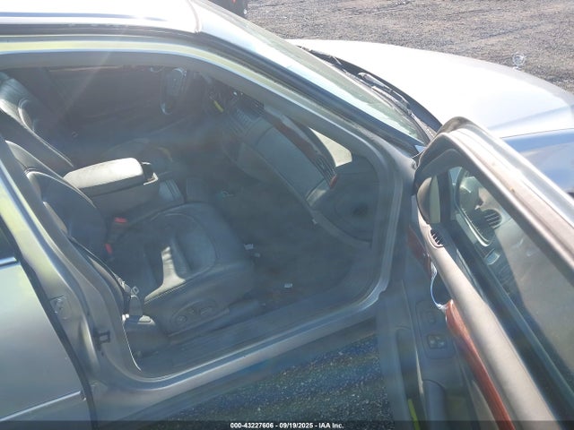 2002 CADILLAC DEVILLE 1G6KD54Y22U233628 Photo 4