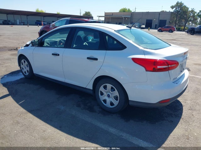 Ford 2.0l gdi 2017 1FADP3E2XHL277764 Image 3