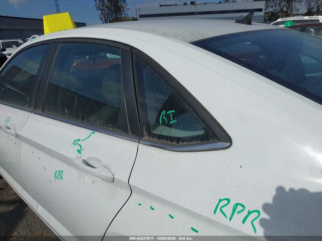 3VWC57BU1KM046568 Volkswagen 1.4 tsi
