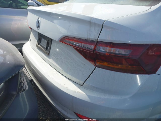 3VWC57BU1KM046568 Volkswagen 1.4 tsi