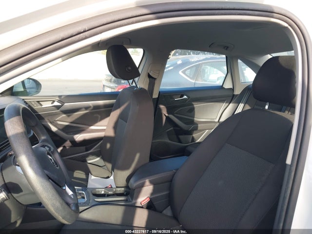 3VWC57BU1KM046568 Volkswagen 1.4 tsi