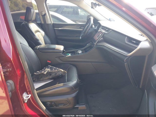 1C4RJJBG9N8608922 Jeep GRAND CHEROKEE L