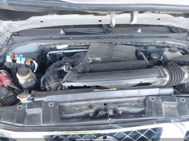 Nissan 2020 2020 1N6ED0EB7LN712109 Image 10