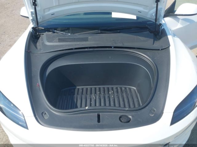 2024 TESLA MODEL 3 5YJ3E1EA3RF833716 Photo 9