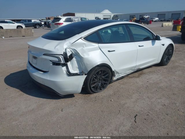 2024 TESLA MODEL 3 5YJ3E1EA3RF833716 Photo 3