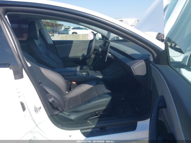 2024 TESLA MODEL 3 5YJ3E1EA3RF833716 Photo 4