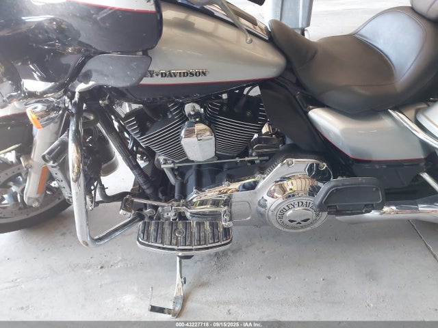 Harley-Davidson Ultra Limited Low 2015 1HD1KKL13FB658003 Image 9