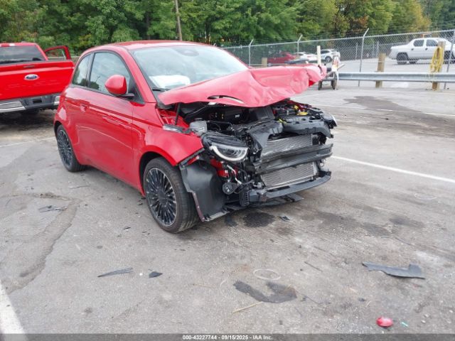 2024 FIAT 500E ZFAFFAA41RX203362 Photo 0