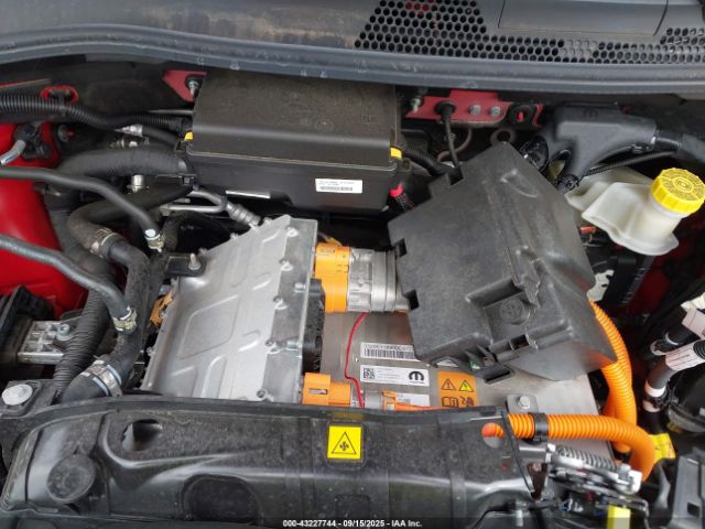 2024 FIAT 500E ZFAFFAA41RX203362 Photo 9