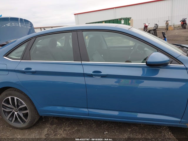 3VW7X7BU8SM076436 Volkswagen tsi
