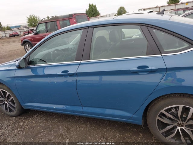 3VW7X7BU8SM076436 Volkswagen tsi