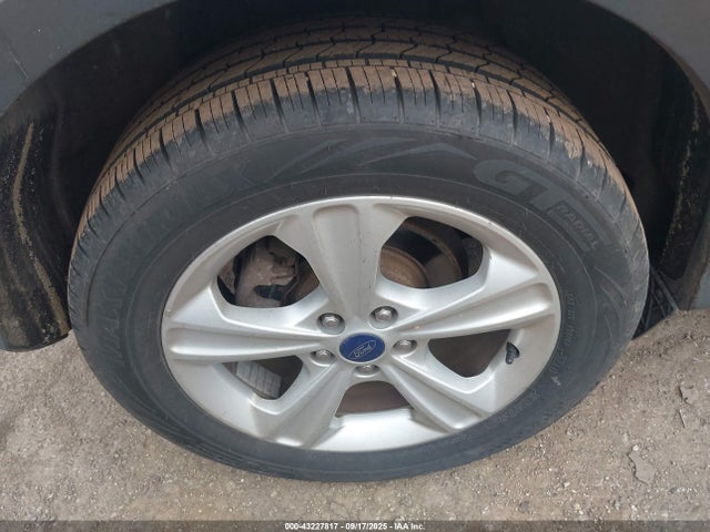 1FMCU9G94GUC83057 Ford 2016