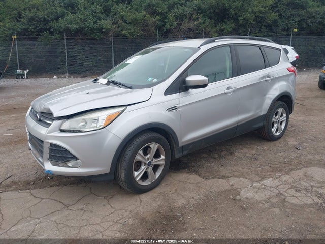 1FMCU9G94GUC83057 Ford 2016