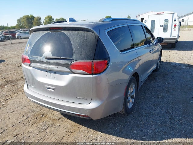 2018 CHRYSLER PACIFICA 2C4RC1GGXJR269122 Photo 3