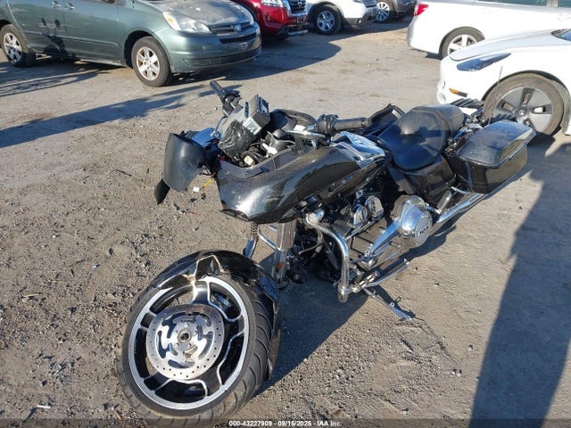 2012 HARLEY-DAVIDSON FLTRX 1HD1KHM13CB647354 Photo 1