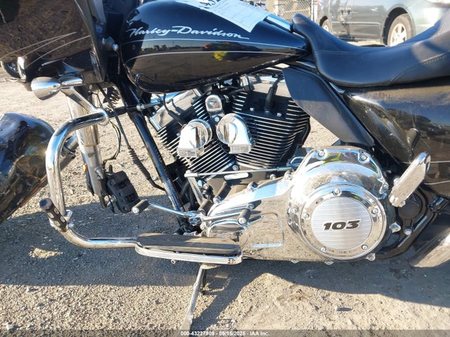 2012 HARLEY-DAVIDSON FLTRX 1HD1KHM13CB647354 Photo 8