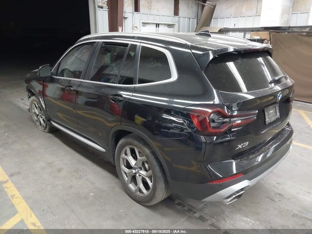BMW 2023 2023 5UX53DP04P9S20384 Image 3