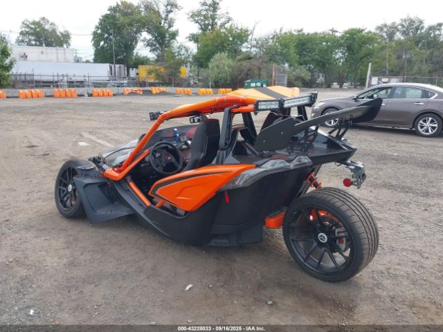 2018 POLARIS SLINGSHOT 57XAARFA9J8129645 Photo 2