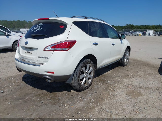 JN8AZ1MU3EW416453 Nissan 2014