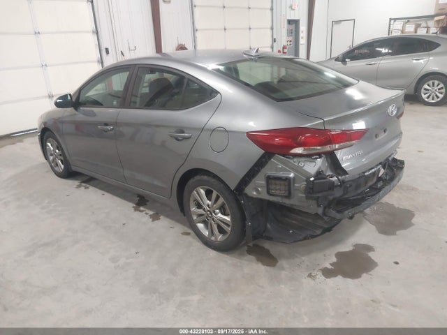 KMHD84LF8JU478304 Hyundai ELANTRA SEL
