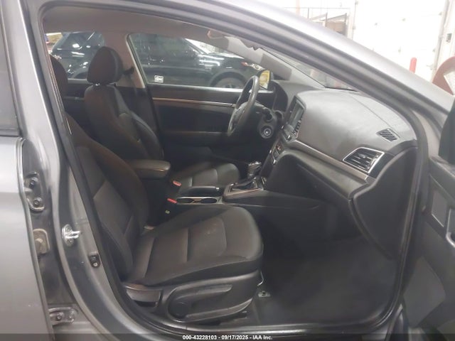 KMHD84LF8JU478304 Hyundai ELANTRA SEL