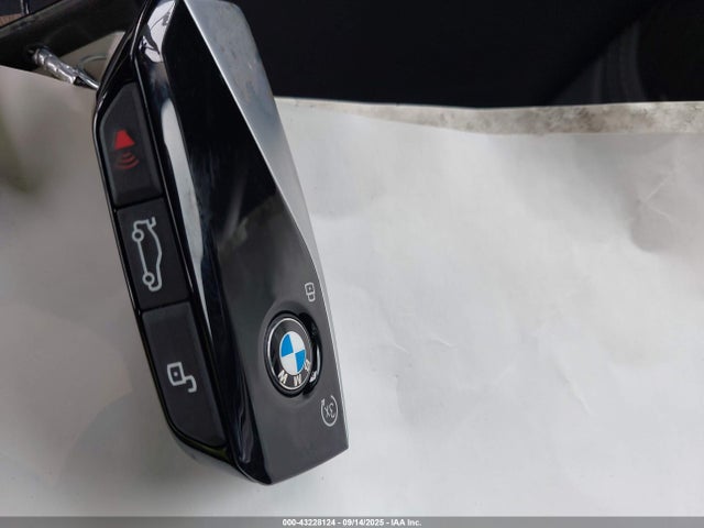 5UX23EM02S9X08416 BMW X7