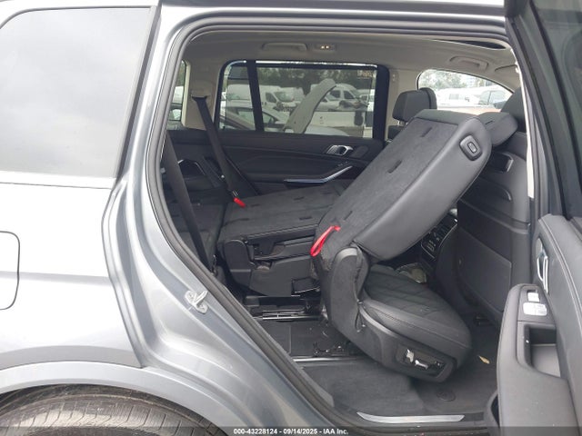 5UX23EM02S9X08416 BMW X7
