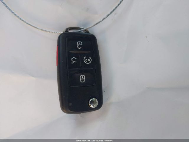 2022 VOLKSWAGEN PASSAT 1VWSA7A33NC007244 Photo 10