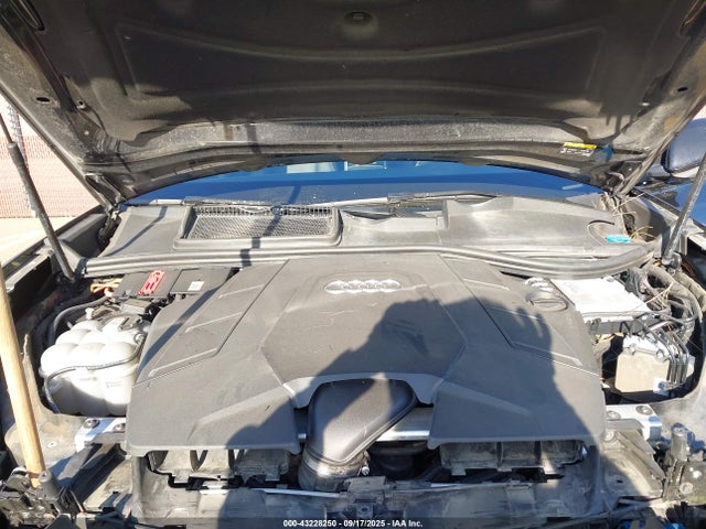 2021 AUDI Q8 WA1EVAF15MD042413 Photo 9