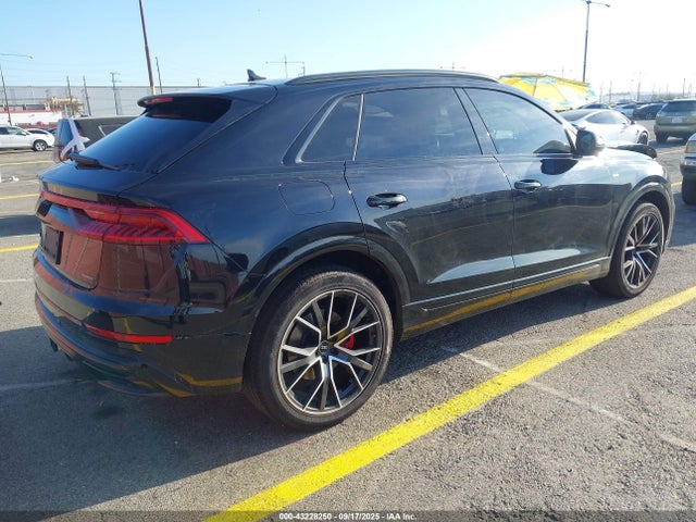 2021 AUDI Q8 WA1EVAF15MD042413 Photo 3