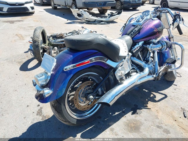 2010 HARLEY-DAVIDSON FLSTF 1HD1BX514AB018854 Photo 3