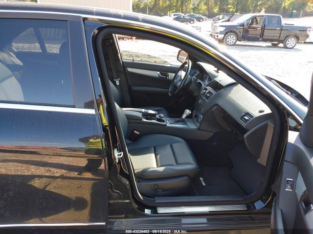 Продаж на аукціоні авто 2008 Mercedes-benz C 300 Luxury 4matic/sport 4matic, vin: WDDGF81X68F049502, номер лоту: 43228402