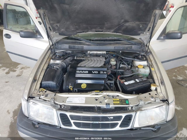 1995 SAAB 900 YS3DF55V4S2027025 Photo 9