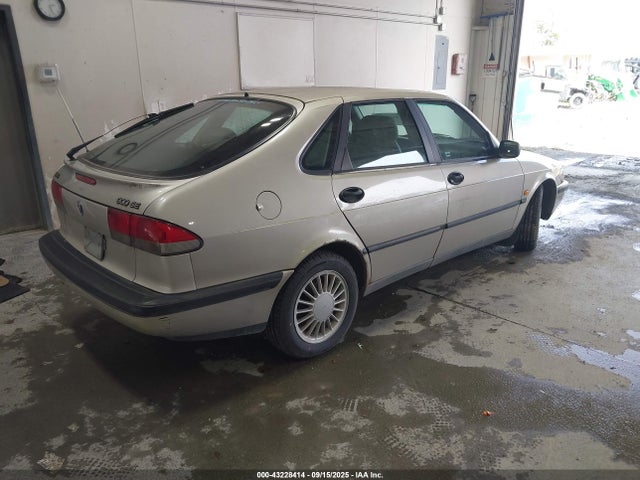 1995 SAAB 900 YS3DF55V4S2027025 Photo 3
