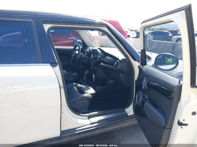 WMWXU3C51F2B58291 Mini Hardtop